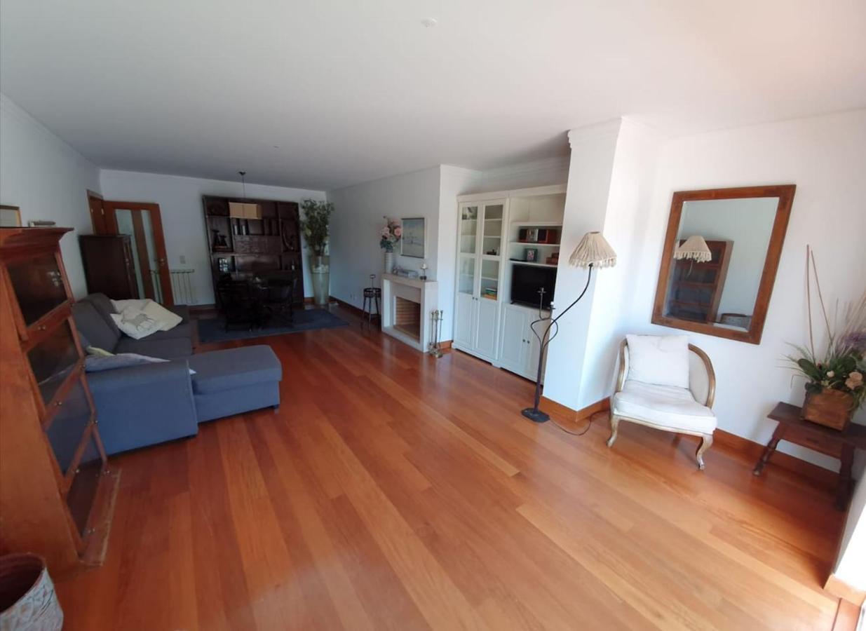 T1 Sea & Pool Apartment Caxias Ngoại thất bức ảnh